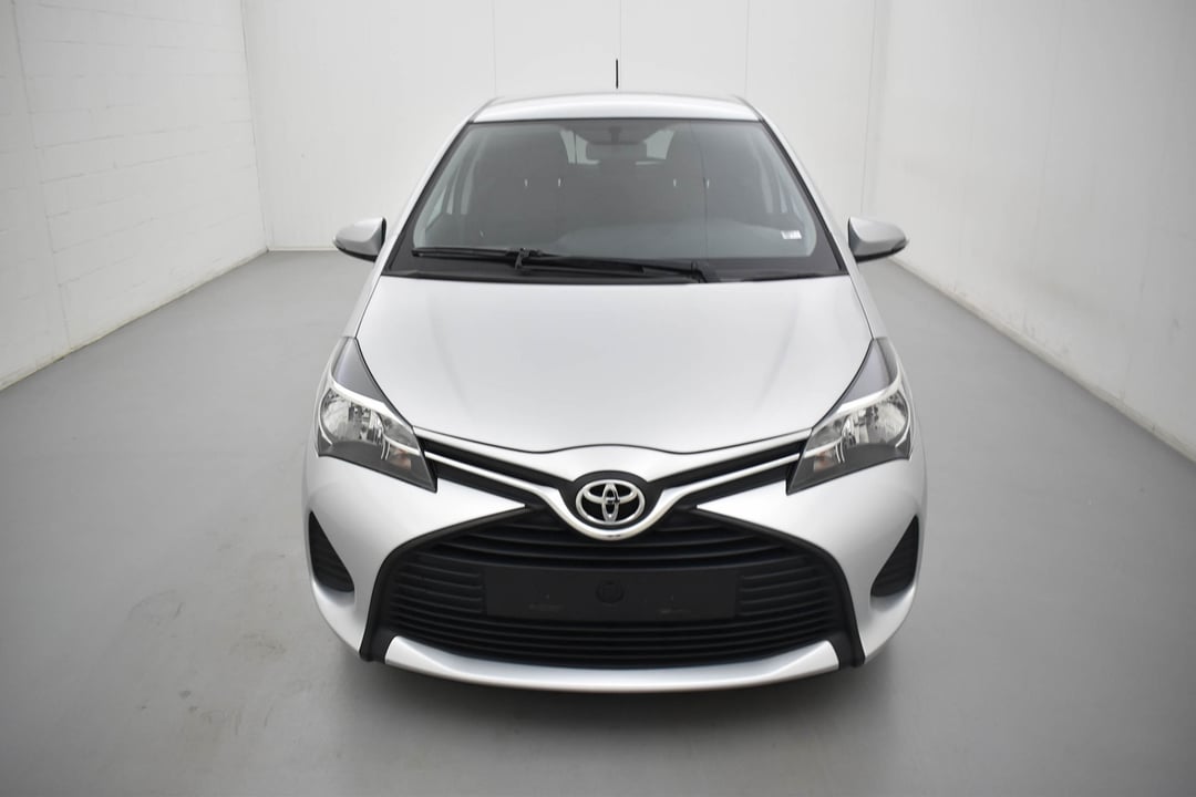 begin interieur oppervlakkig Toyota Yaris active 73 te koop aan de laagste prijs | Cardoen autosupermarkt