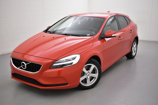 Volvo v40 t2