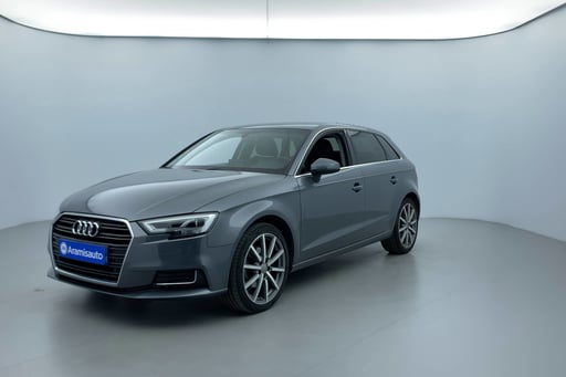Audi A3 Sportback design luxe 150 AT