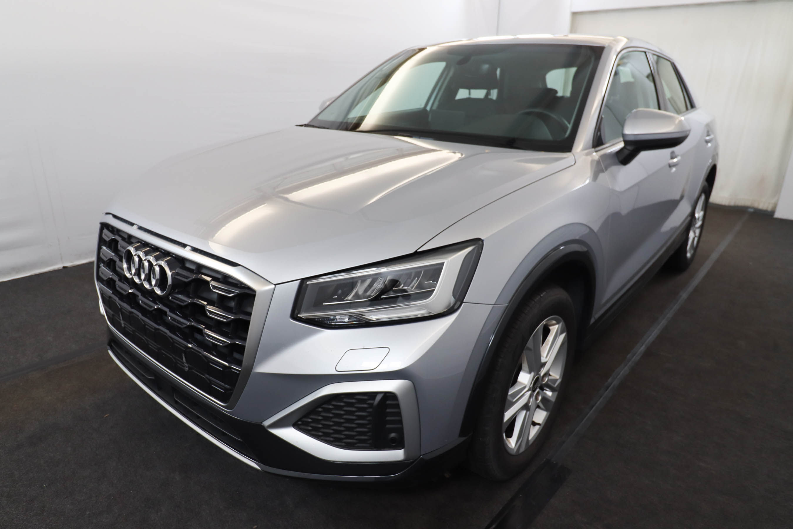 Tweedehands Audi Q2 35 tfsi business edition advanced s 150 AT 5