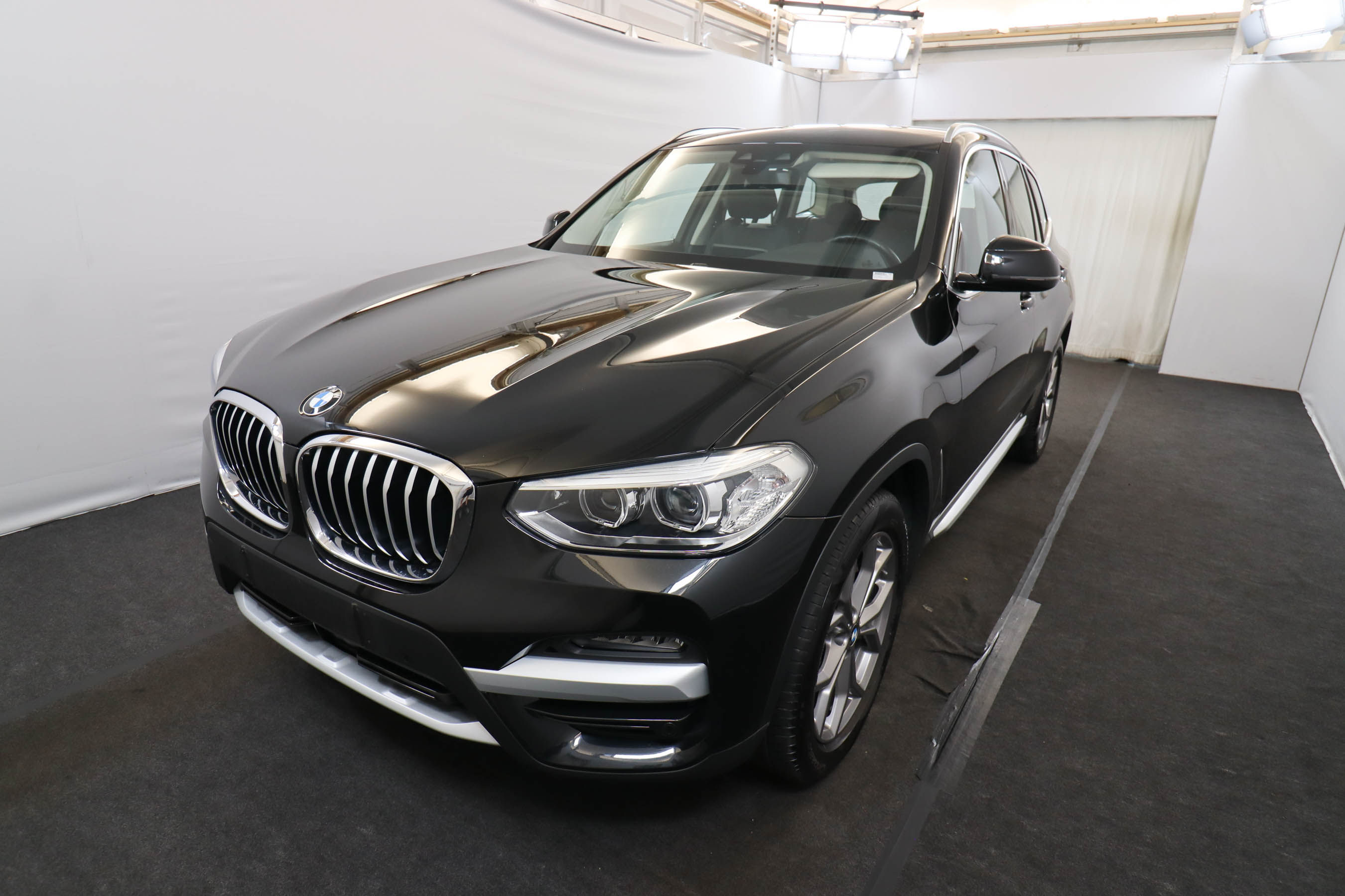 BMW X3 d’occasion reconditionnée xdrive30 252 AT 5 portes essence