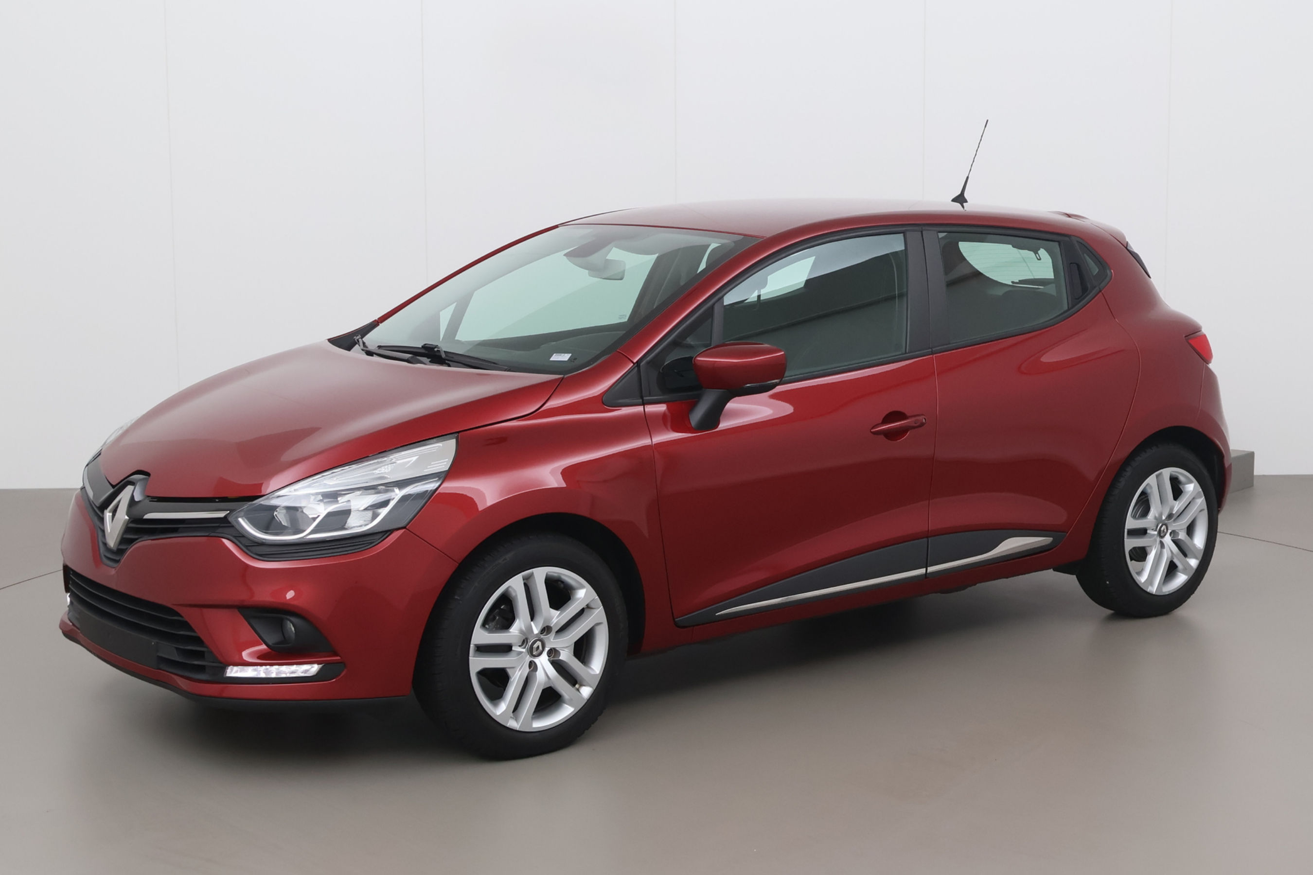 Tweedehands Renault Clio Iv Phase Ii tce corporate 90 5deurs