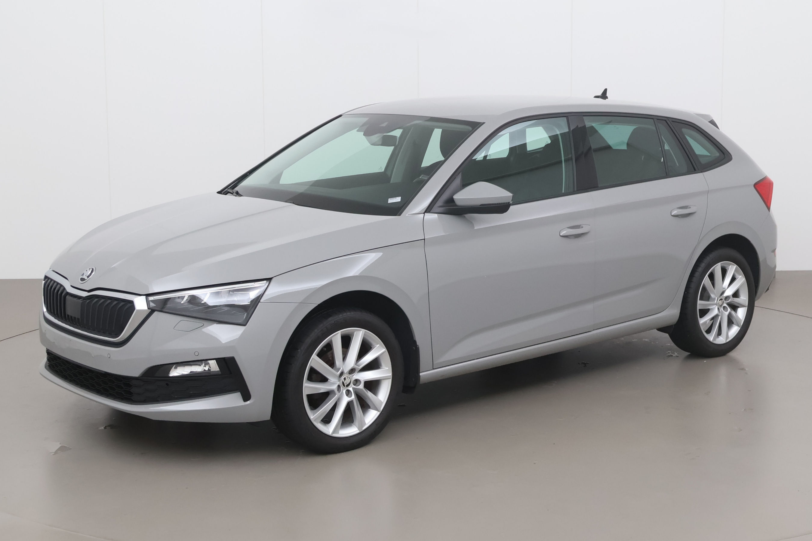 Modèle Miniature Skoda Scala échelle 1:43 - Gris Métallisé - Référence Officielle 657099300F7A