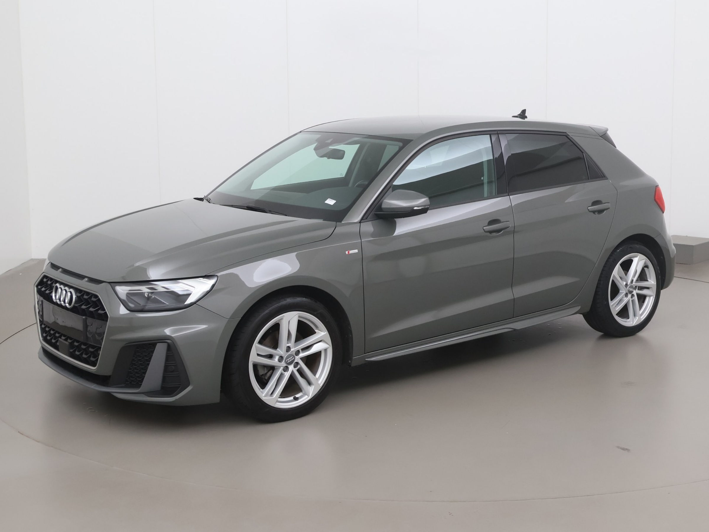 Tweedehands Audi A1 sportback - 35 tfsi s line s tronic 150 AT - 5