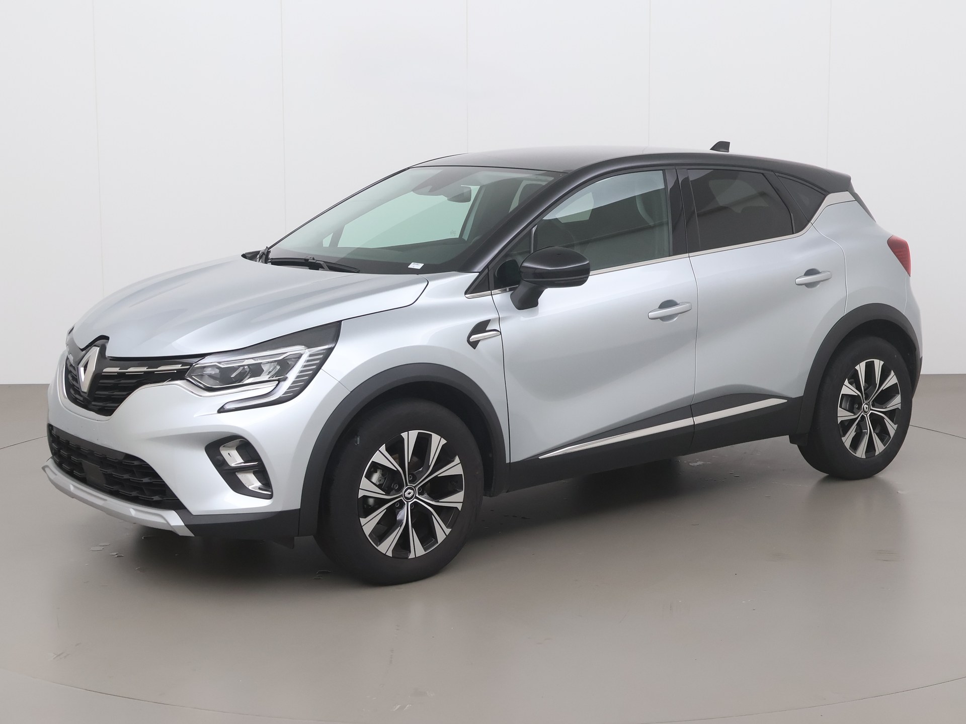 Tweedehands Renault Captur Tce Techno Deurs Benzine Cardoen