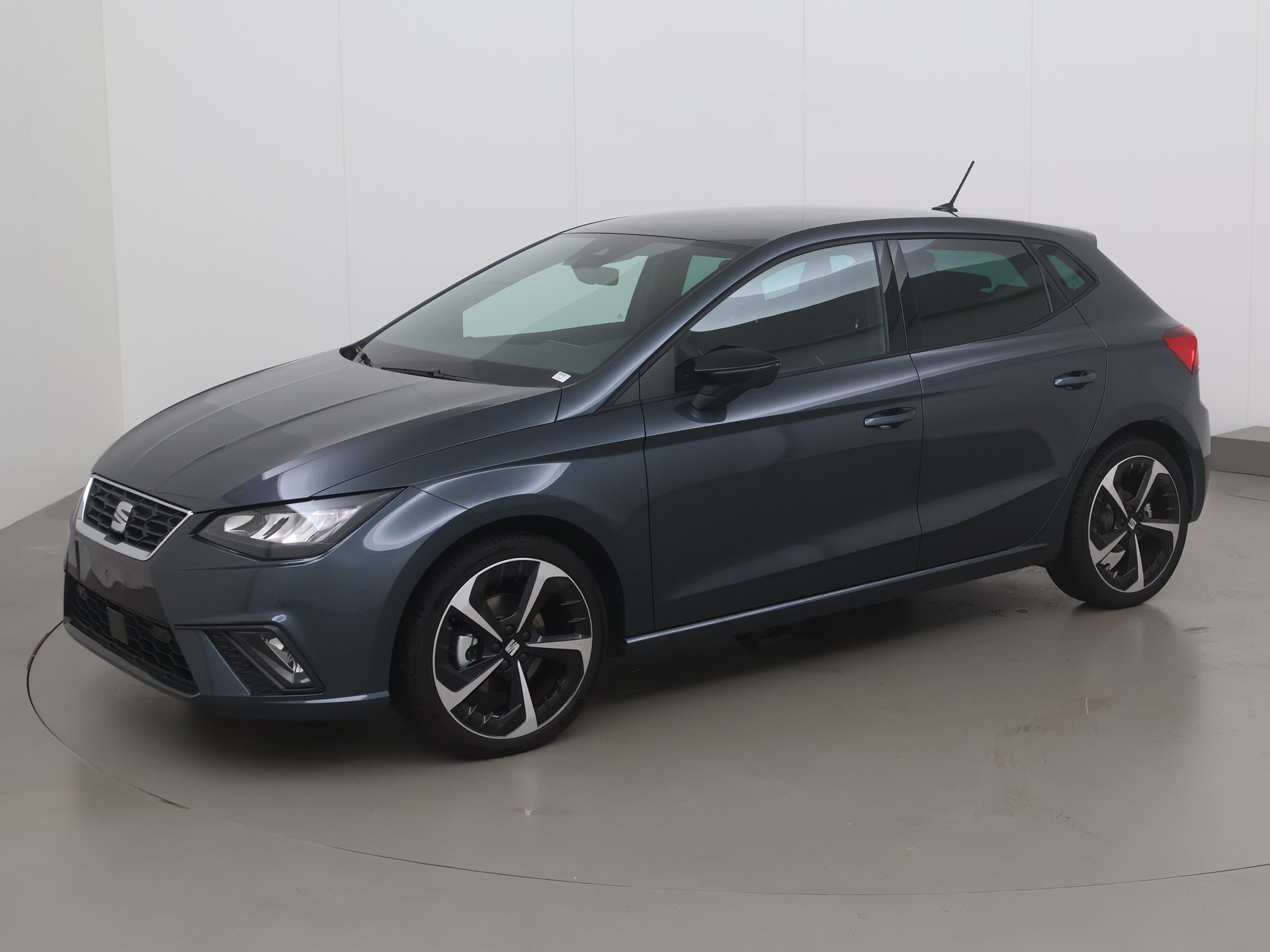 ClimAir Zijwindschermen Master Dark (achter) passend voor Seat Ibiza ST 2008-2017 ClimAir Zijwindschermen Master Dark (achter) passend voor Seat Ibiza ST 2008-2017