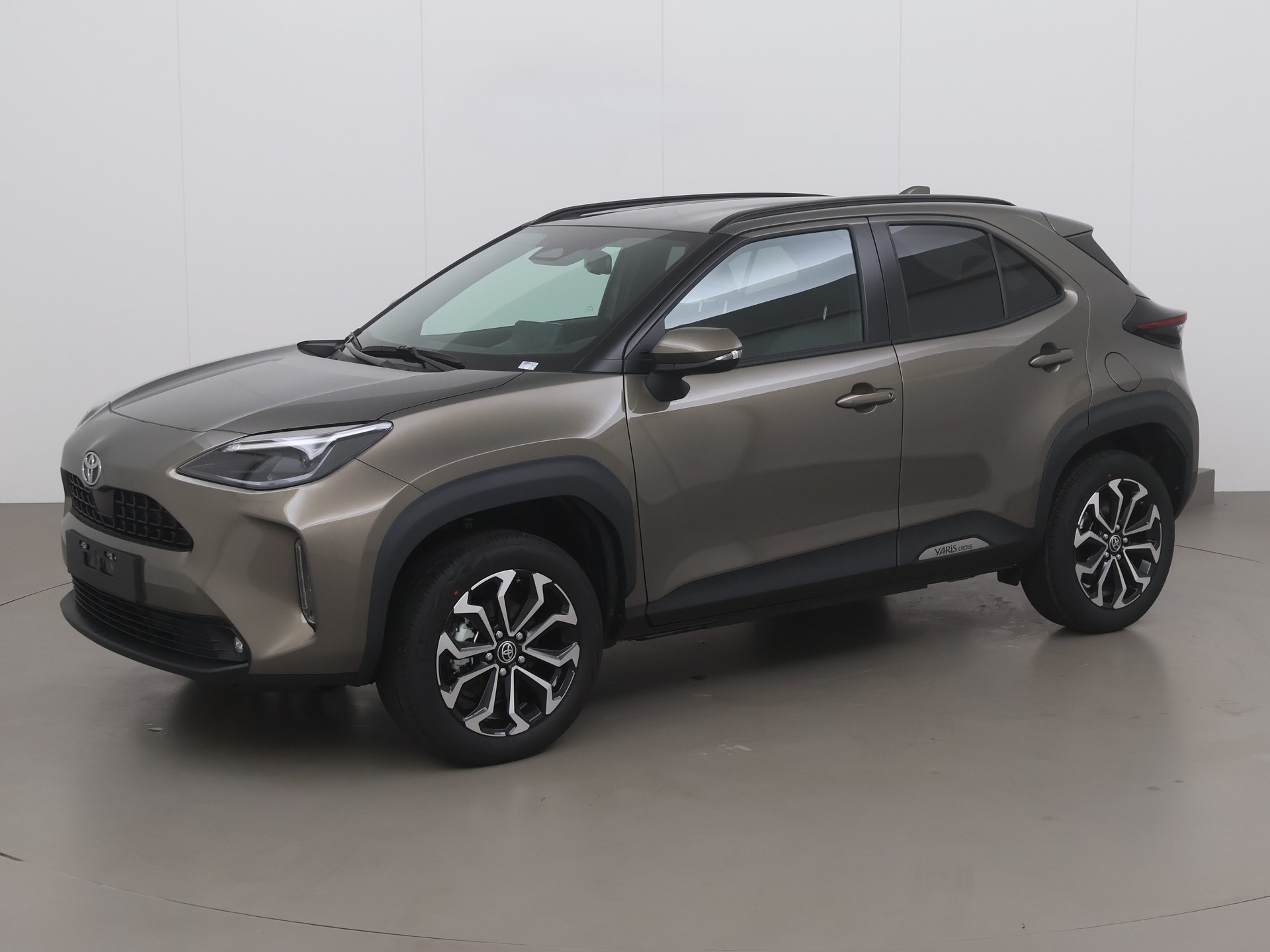 Toyota Yaris Cross neuve - 1.5 Hybrid Dynamic Plus 92 AT - 5 portes ...