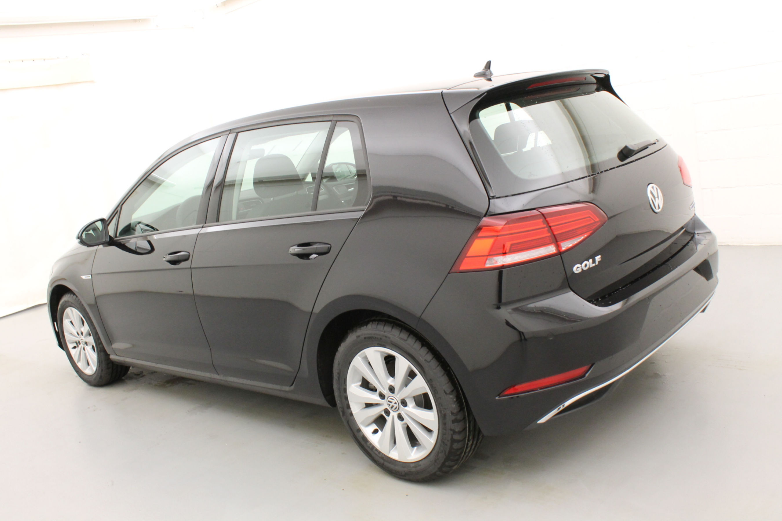 Volkswagen Golf VII comfortline TSI OPF 130 DSG te koop aan de laagste prijs Cardoen Volkswagen Golf VII comfortline TSI OPF 130 DSG te koop aan de laagste prijs Cardoen