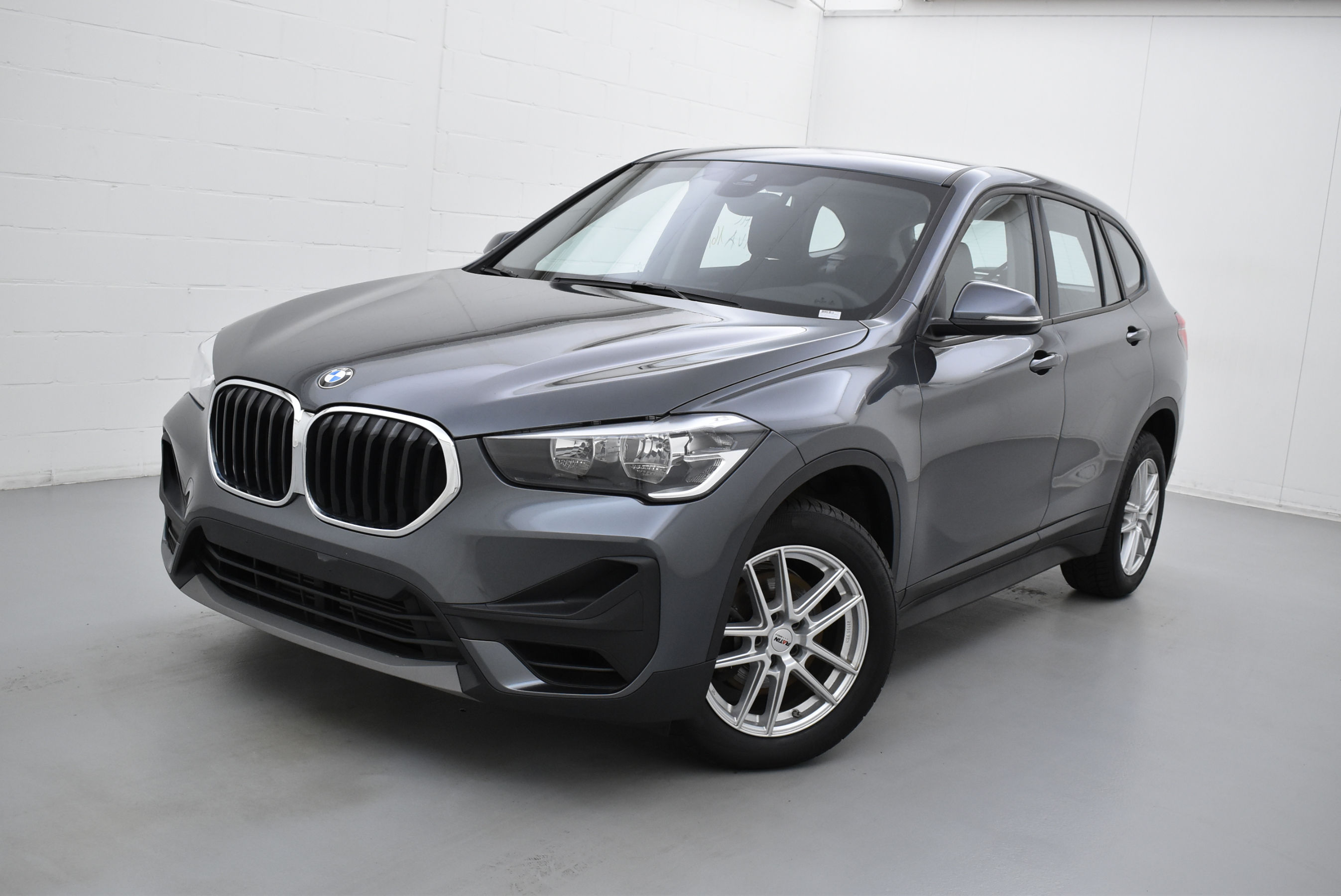 BMW X1 sdrive18 OPF 140 AT