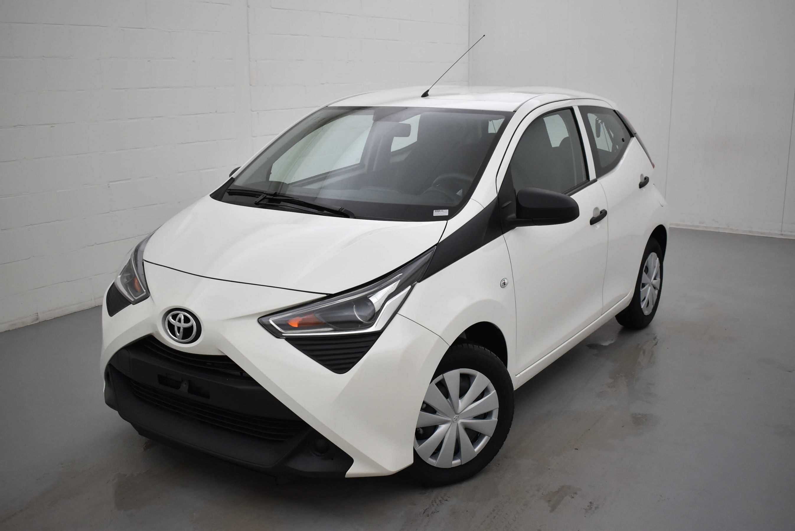 Toyota Aygo vvt-i x-play II 72